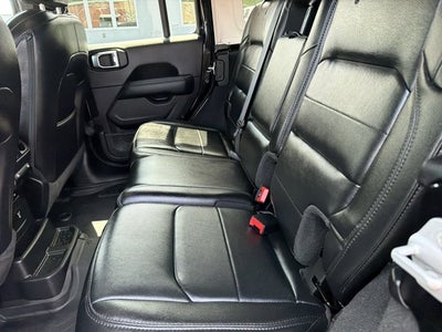 2022 Jeep Wrangler Unlimited Sahara Altitude