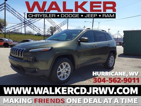 2018 Jeep Cherokee Latitude in Hurricane, WV - Walker Automotive Group