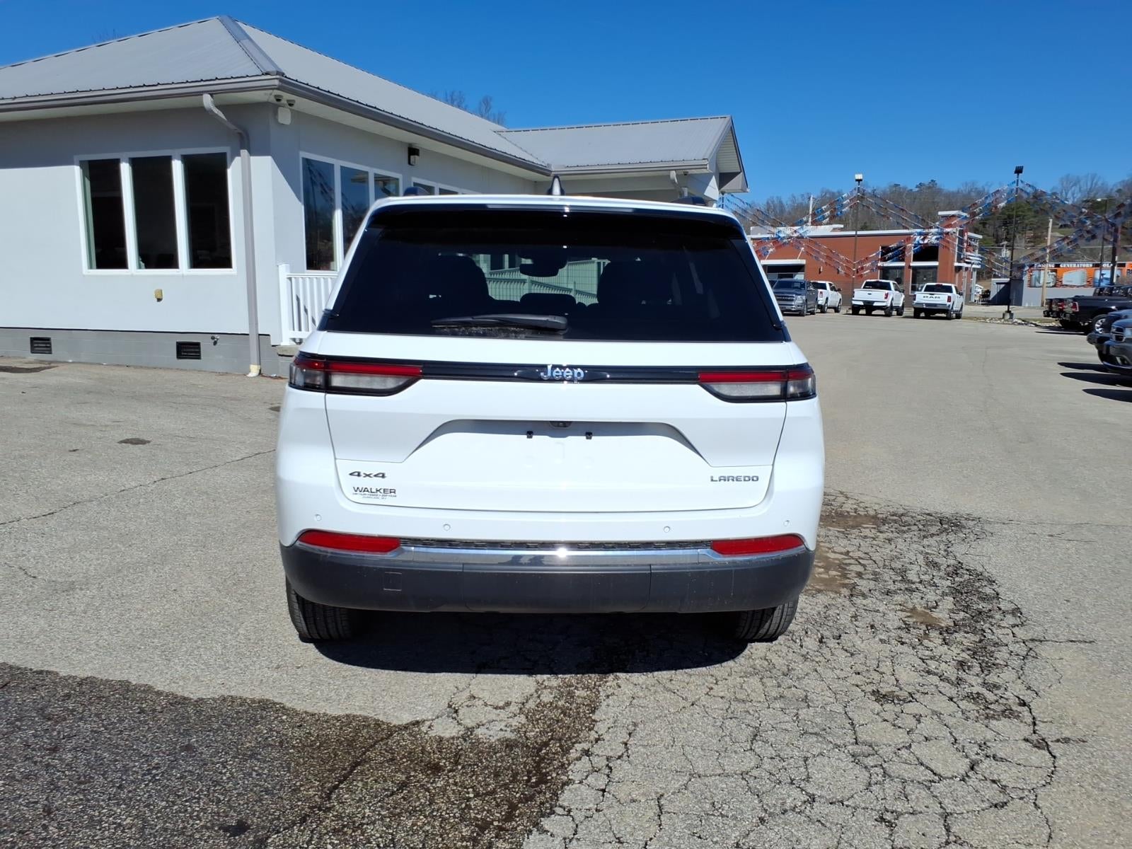 2023 Jeep Grand Cherokee Laredo