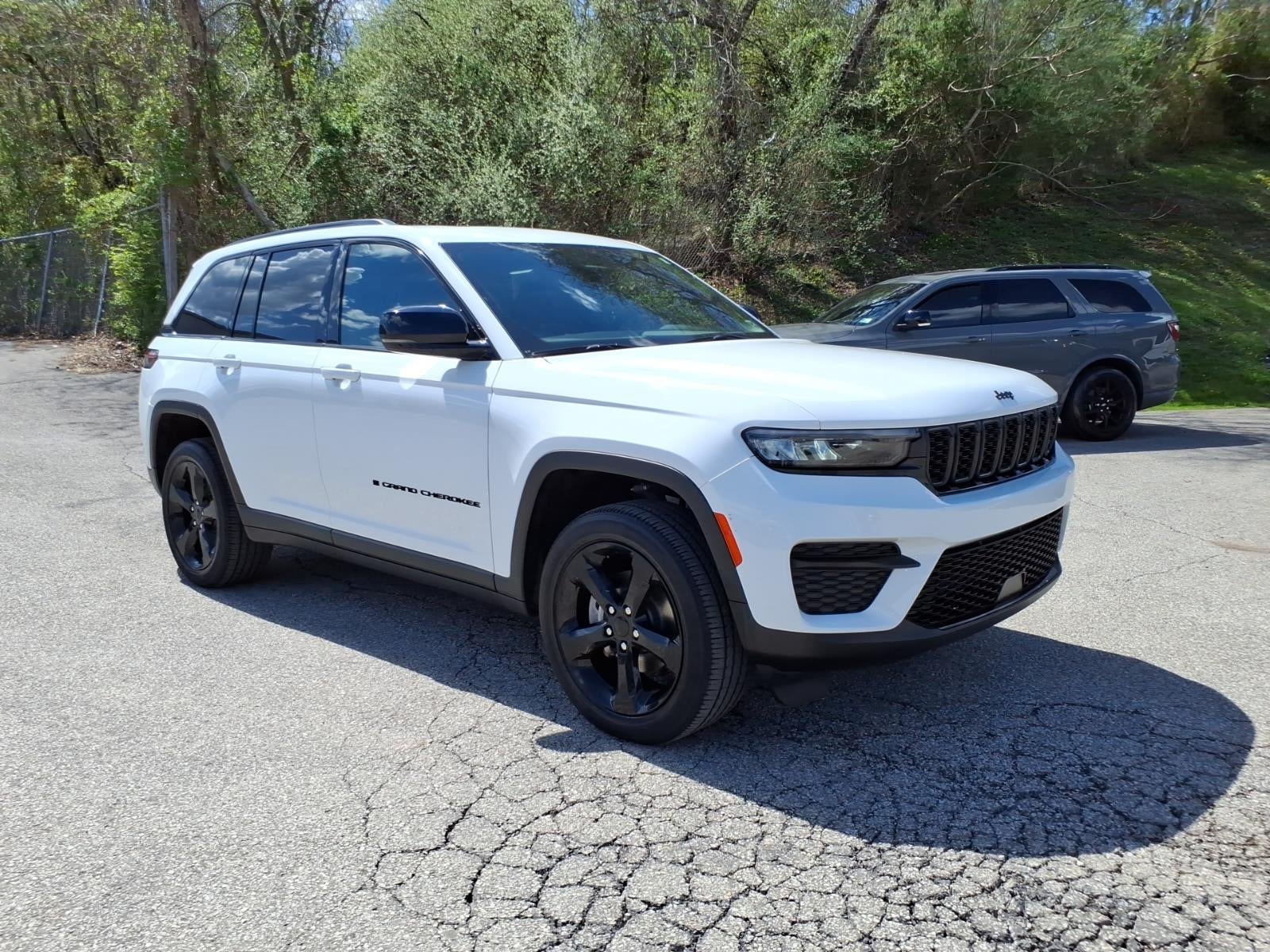 2023 Jeep Grand Cherokee Altitude