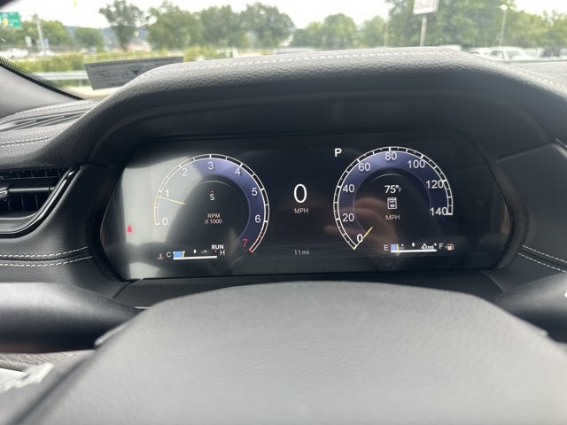2027 Jeep Grand Cherokee Laredo Altitude