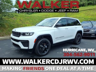2026 Jeep Grand Cherokee Laredo Altitude