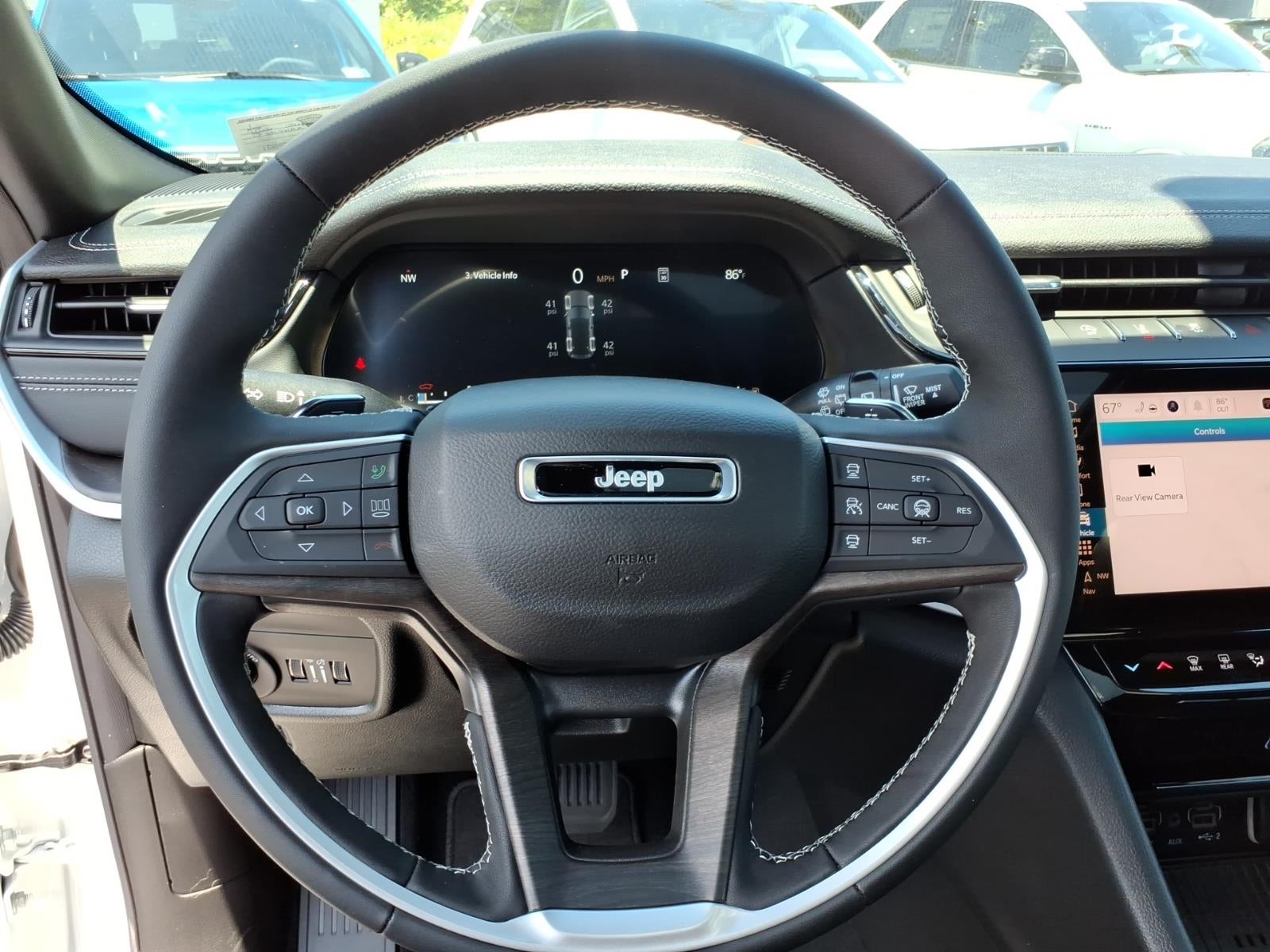 2026 Jeep Grand Cherokee Altitude