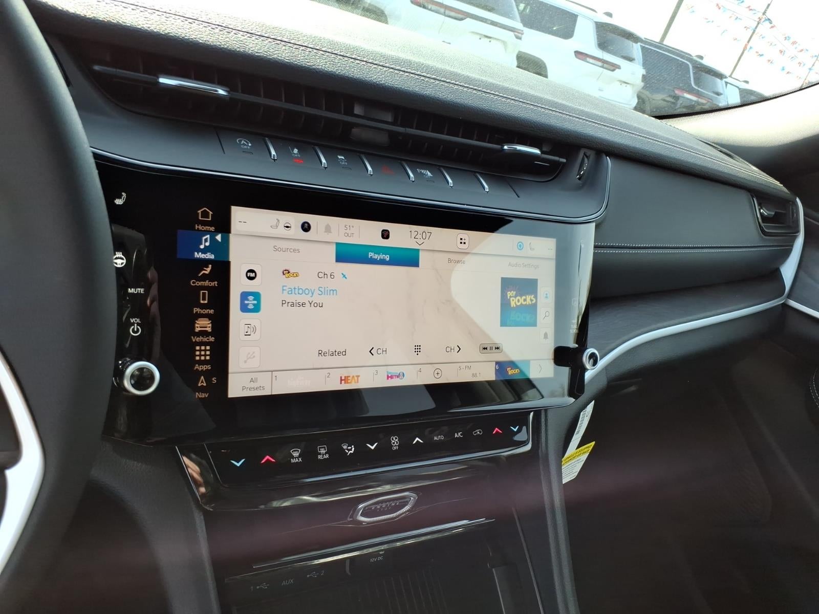 2026 Jeep Grand Cherokee Altitude