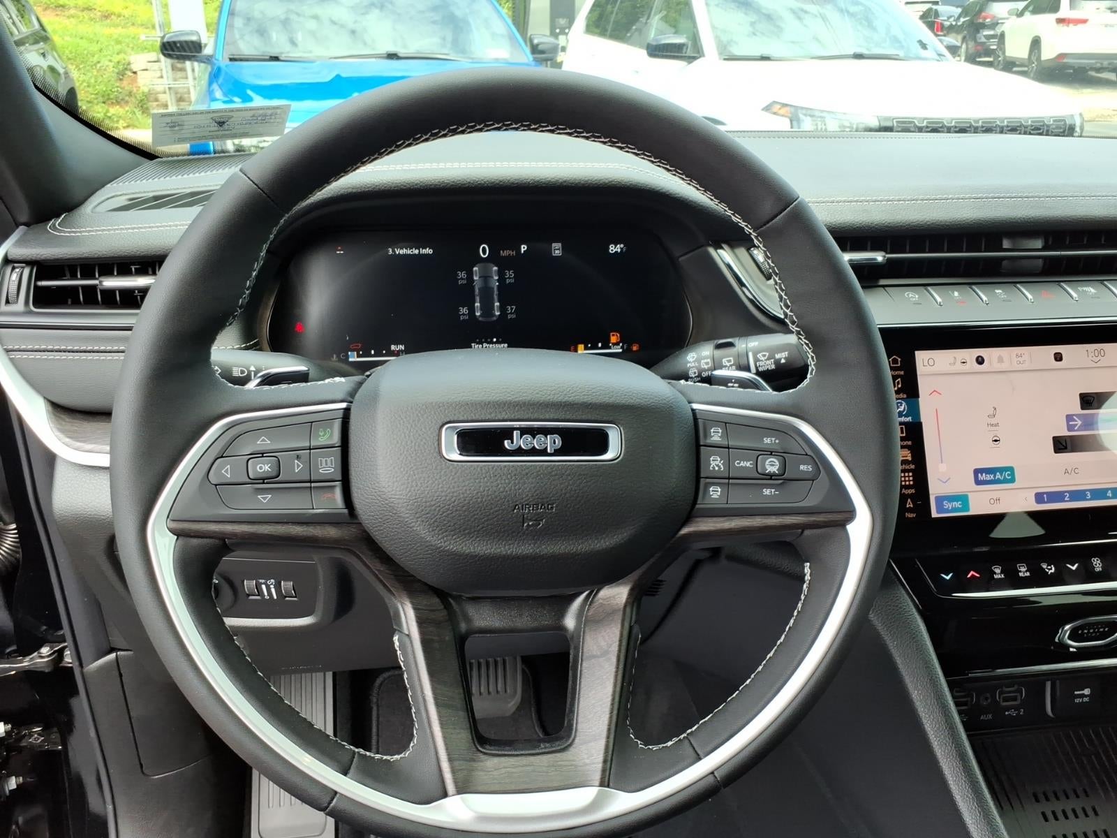 2026 Jeep Grand Cherokee Altitude