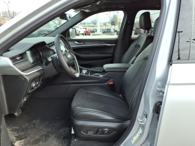 2026 Jeep Grand Cherokee Altitude