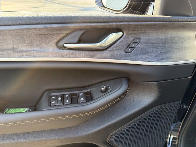2026 Jeep Grand Cherokee 85th Anniversary Edition
