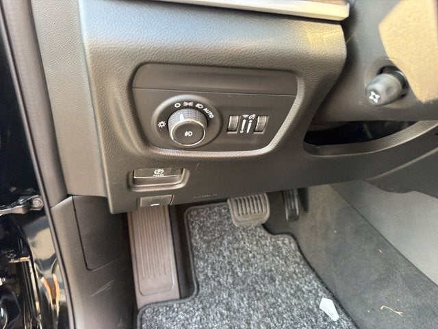2026 Jeep Grand Cherokee 85th Anniversary Edition
