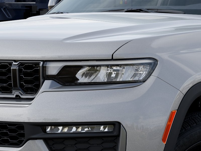 2026 Jeep Grand Cherokee Base