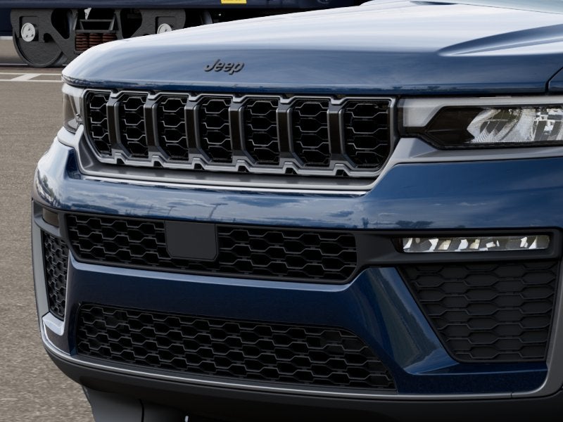 2026 Jeep Grand Cherokee Base