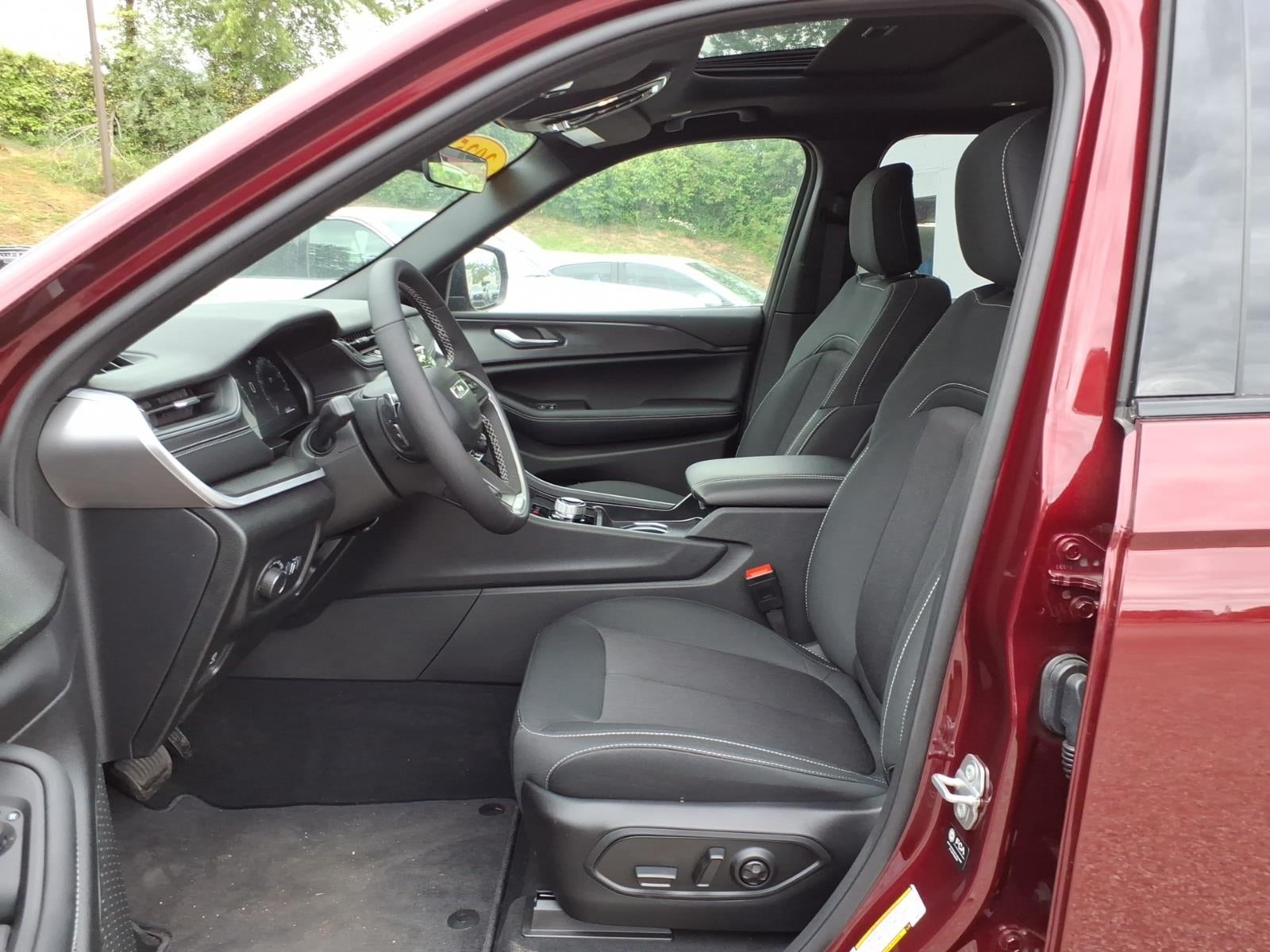 2025 Jeep Grand Cherokee L Laredo X