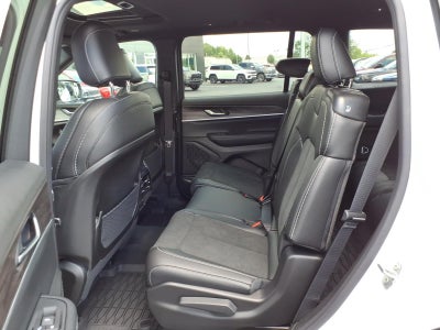 2026 Jeep Grand Cherokee L Laredo Altitude