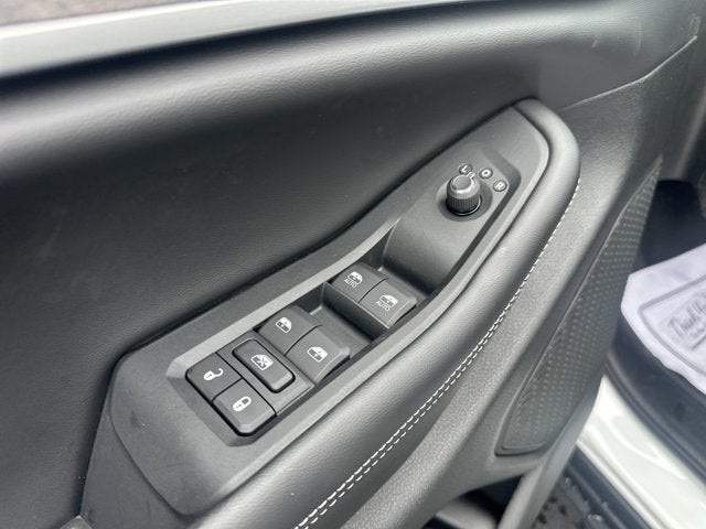 2027 Jeep Grand Cherokee L Laredo Altitude
