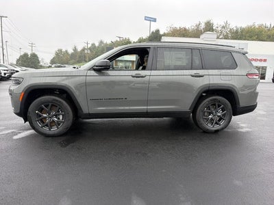 2027 Jeep Grand Cherokee L Laredo Altitude