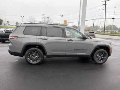 2027 Jeep Grand Cherokee L Laredo Altitude