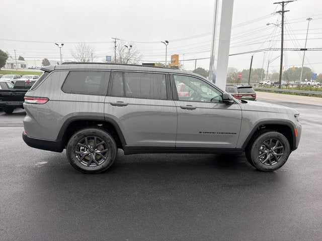 2027 Jeep Grand Cherokee L Laredo Altitude