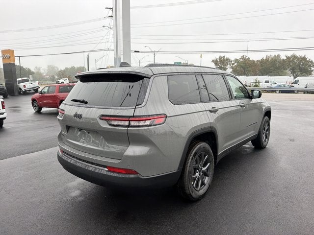 2027 Jeep Grand Cherokee L Laredo Altitude