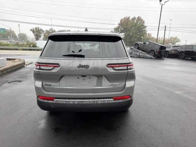 2027 Jeep Grand Cherokee L Laredo Altitude