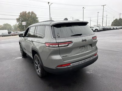 2027 Jeep Grand Cherokee L Laredo Altitude