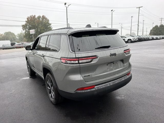 2027 Jeep Grand Cherokee L Laredo Altitude