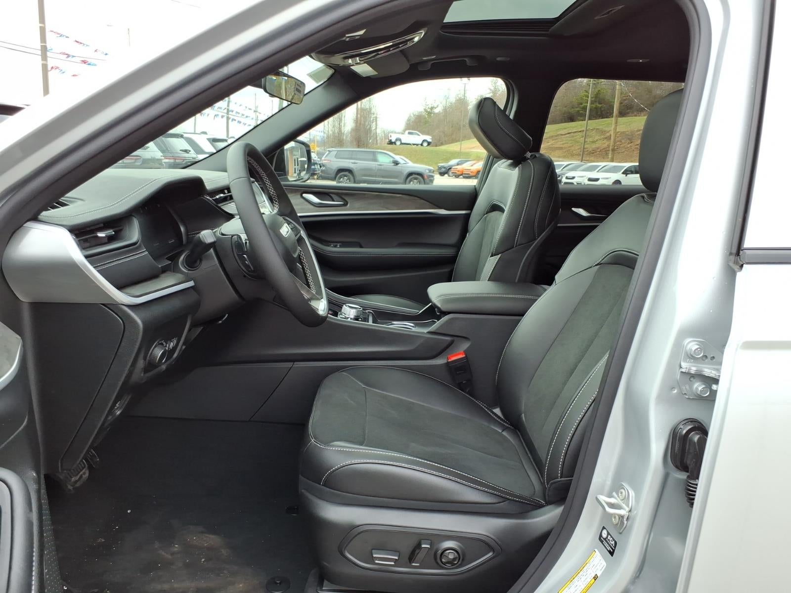 2026 Jeep Grand Cherokee L Altitude