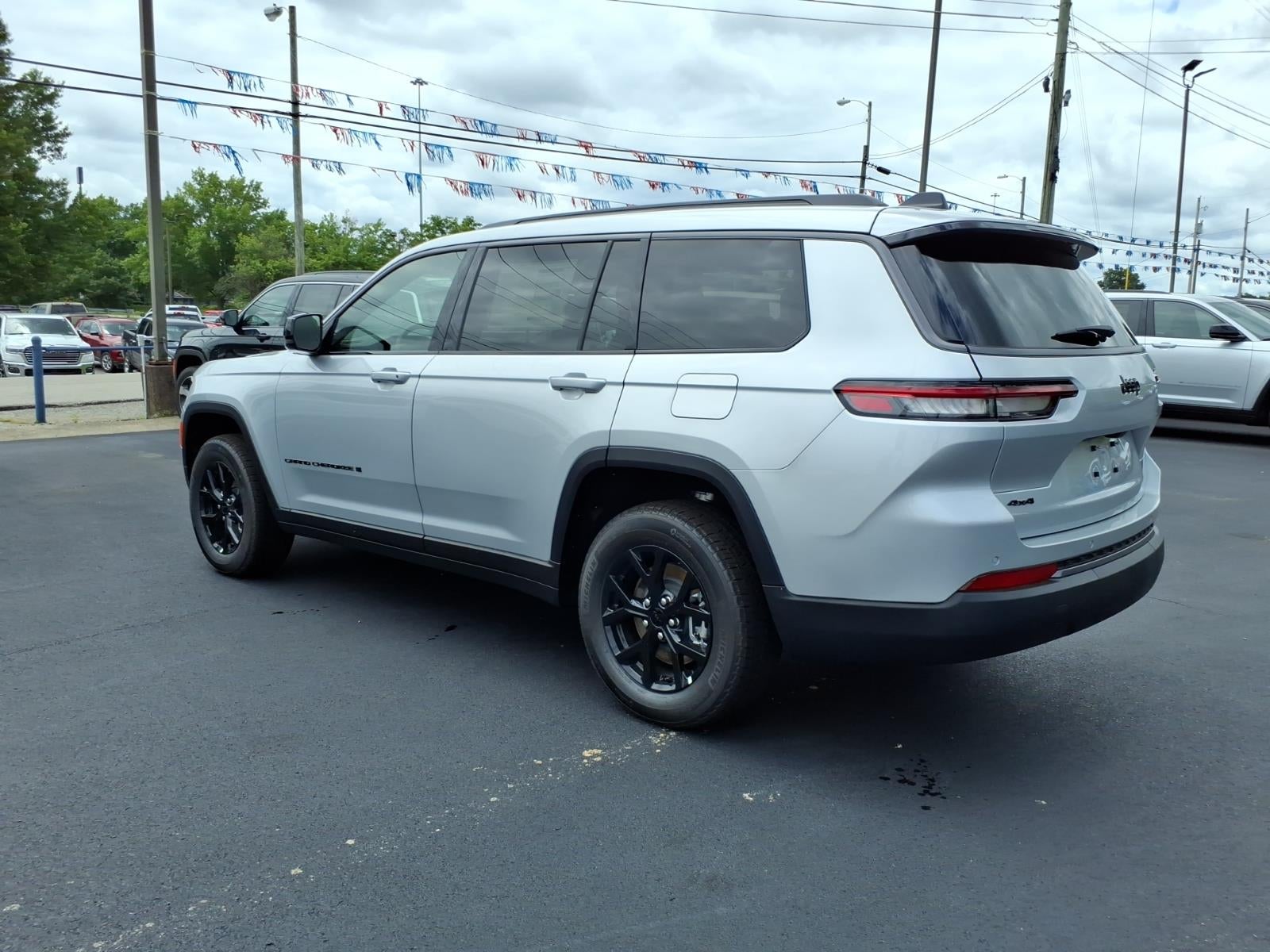 2026 Jeep Grand Cherokee L Laredo Altitude