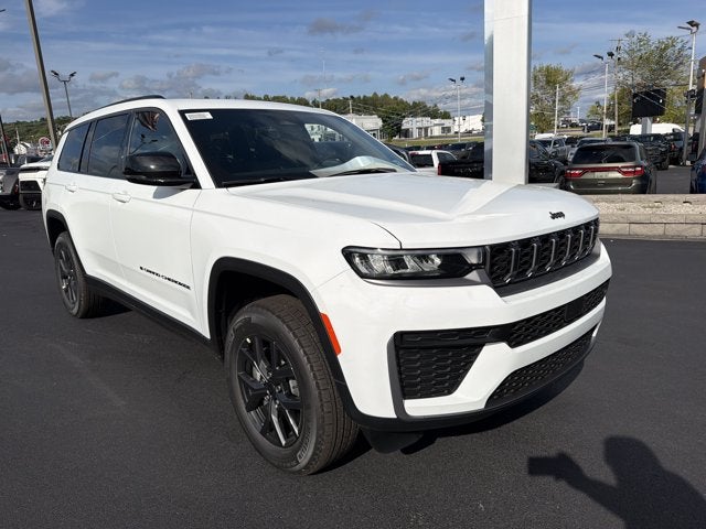 2027 Jeep Grand Cherokee L Laredo Altitude