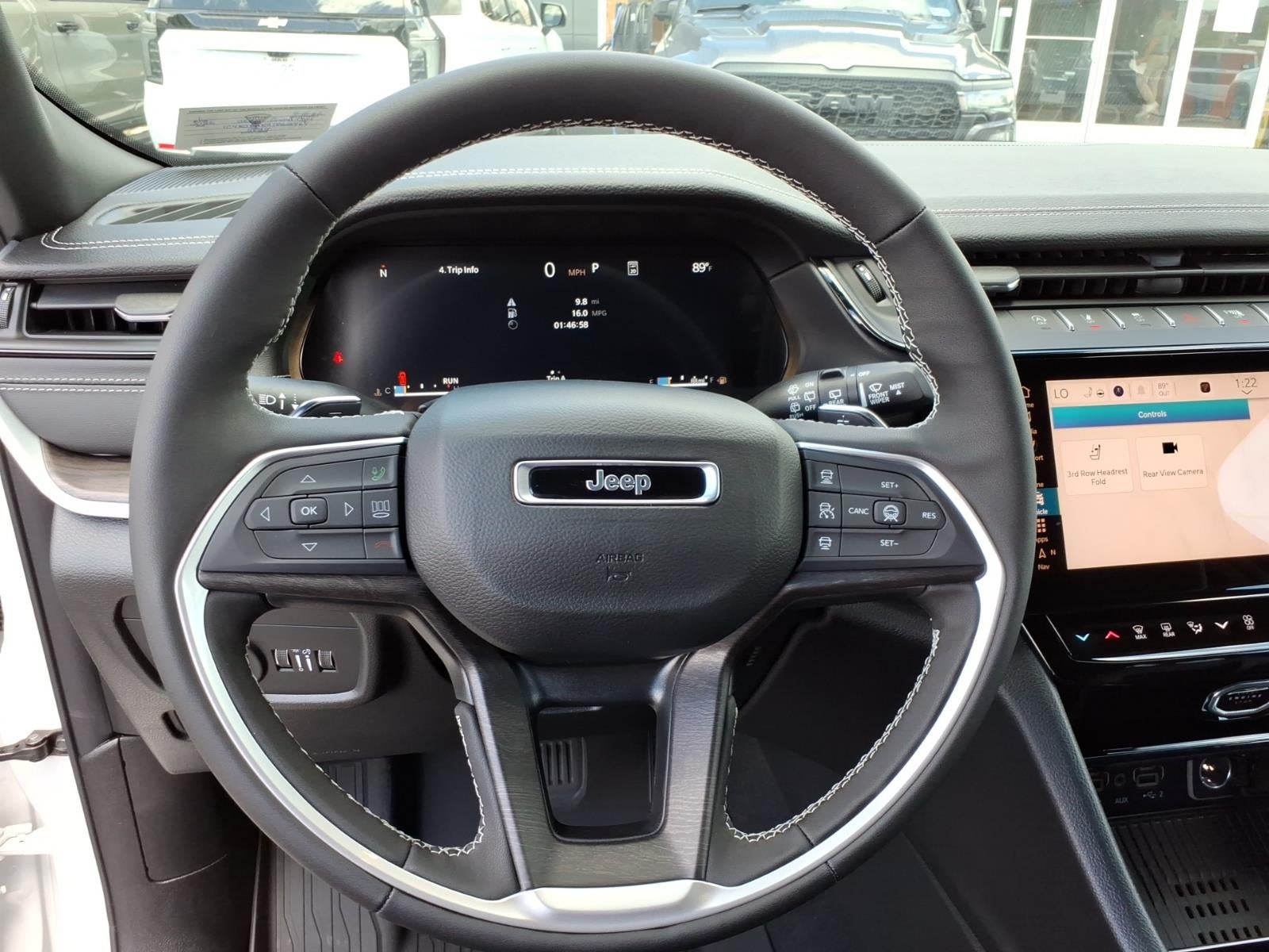 2026 Jeep Grand Cherokee L Laredo Altitude