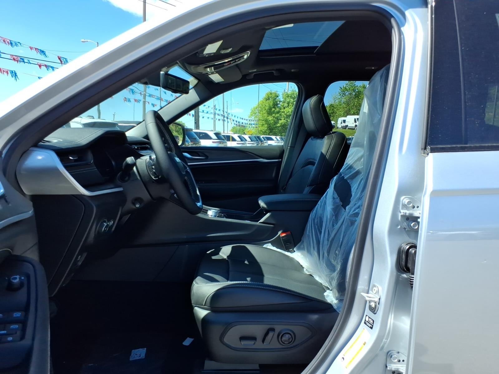 2026 Jeep Grand Cherokee L Base