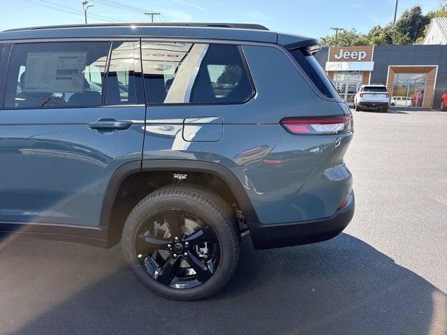 2027 Jeep Grand Cherokee L Limited