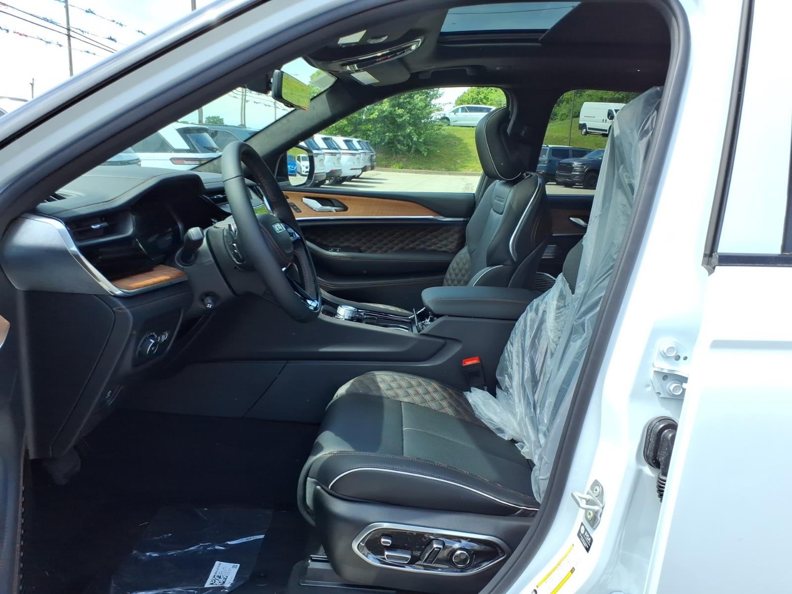 2026 Jeep Grand Cherokee L Summit