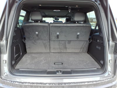 2026 Jeep Grand Wagoneer Base