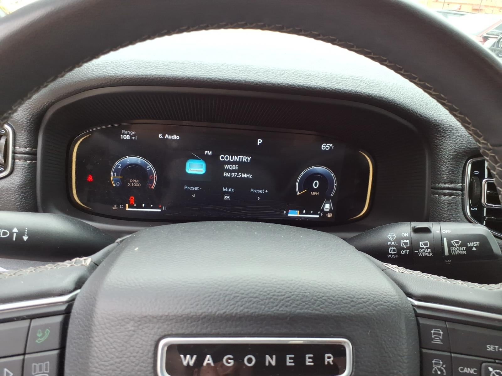 2023 Jeep Wagoneer Base