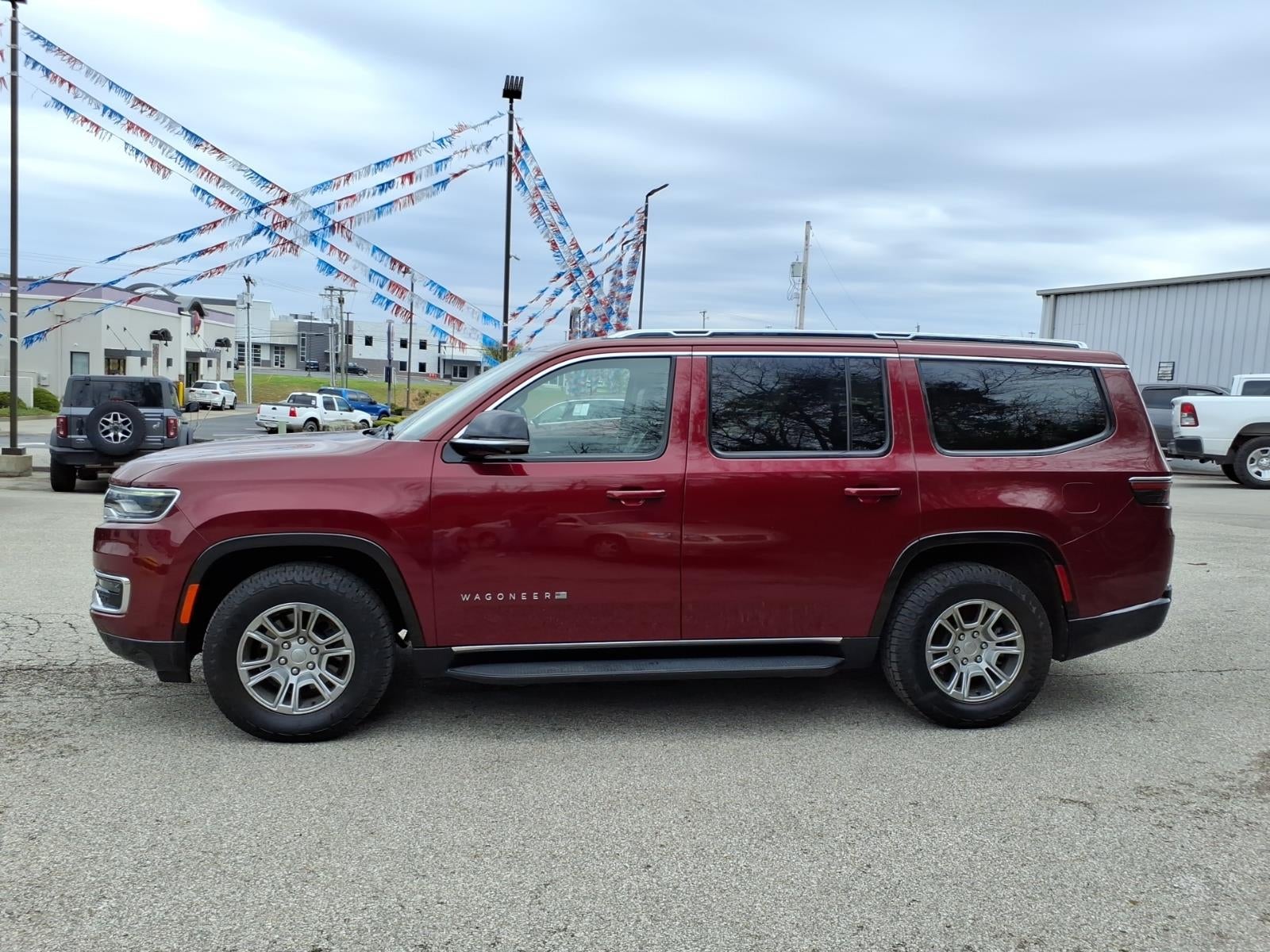 2023 Jeep Wagoneer Base