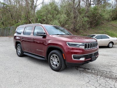 2023 Jeep Wagoneer Base