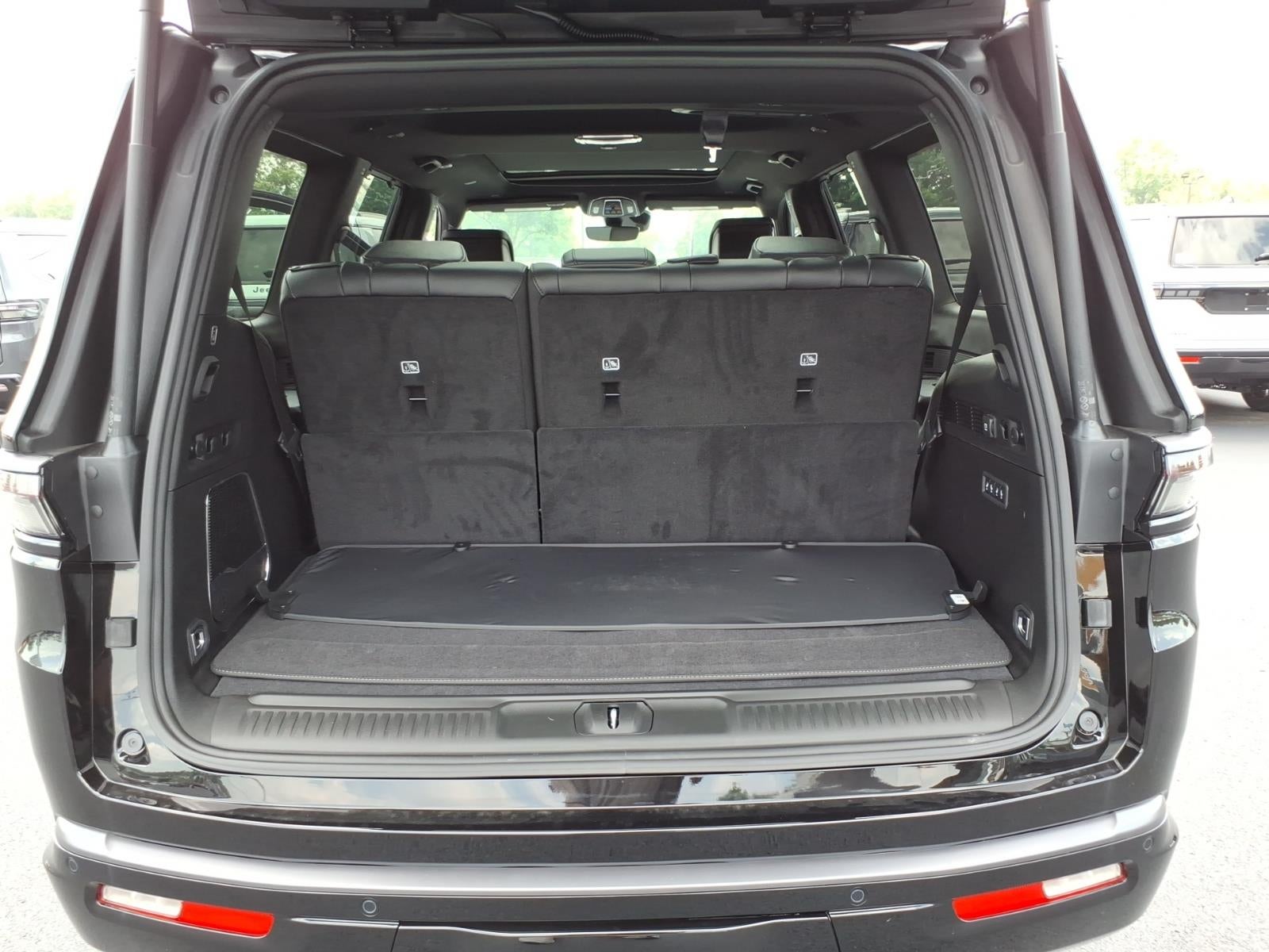 2026 Jeep Grand Wagoneer Limited Reserve