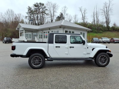 2022 Jeep Gladiator Overland