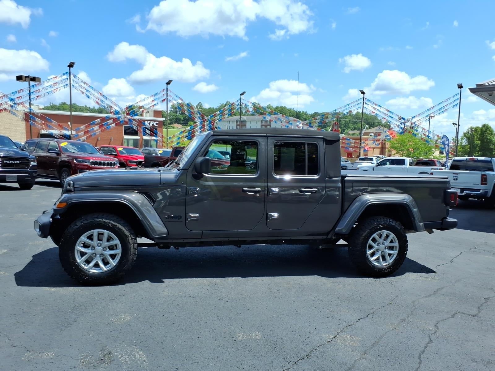 2023 Jeep Gladiator Sport S