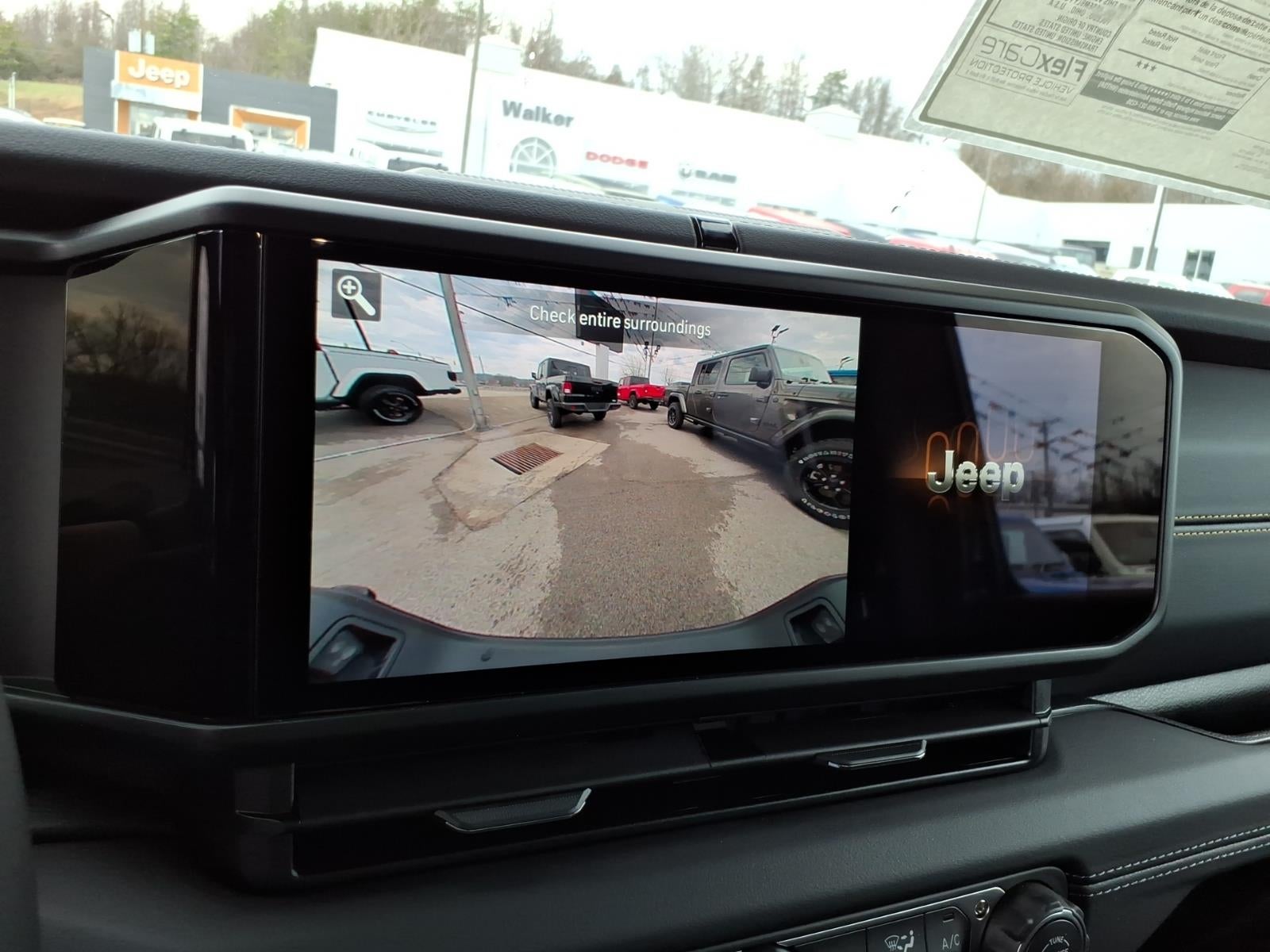 2026 Jeep Gladiator Base