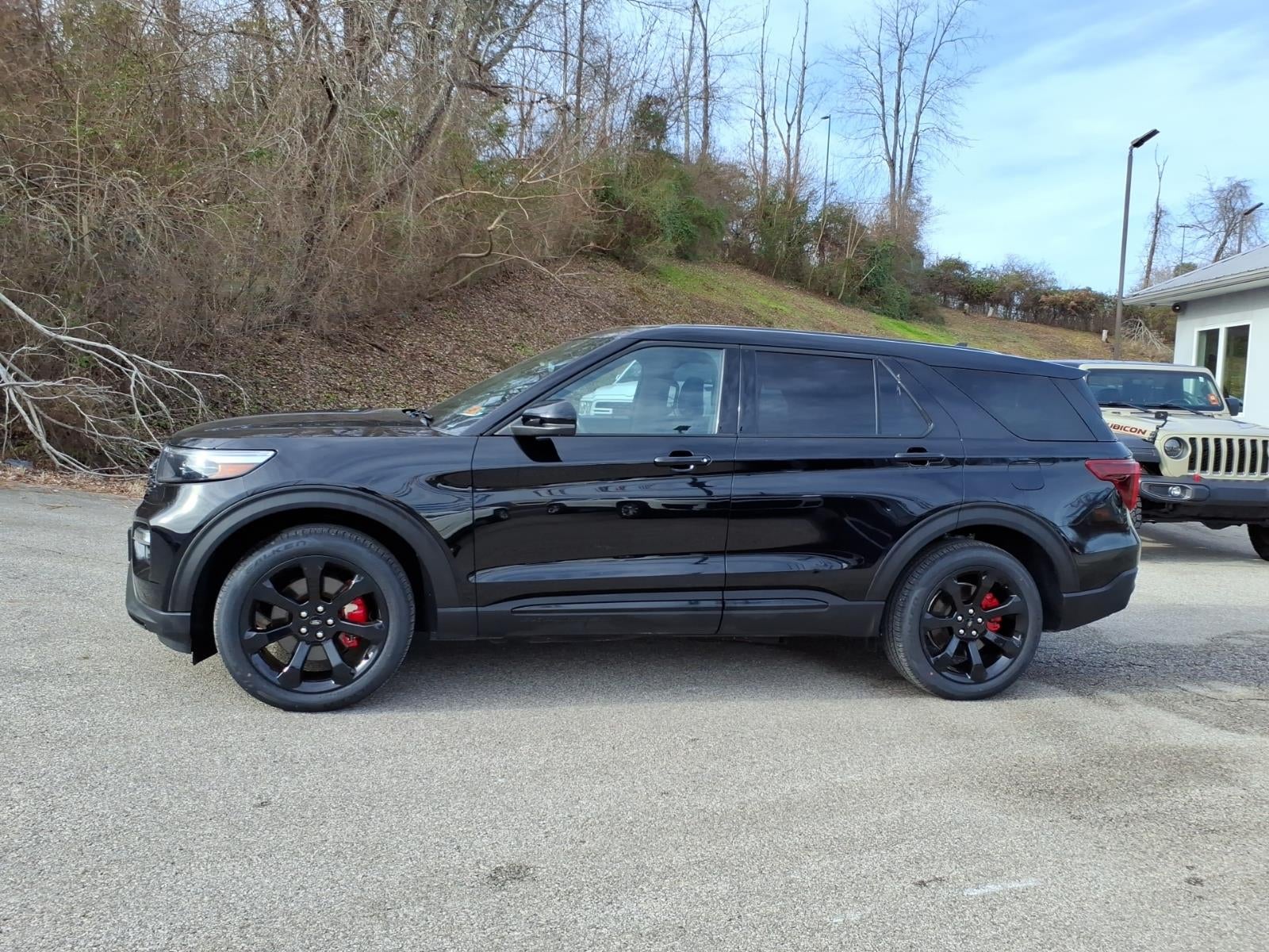 2022 Ford Explorer ST