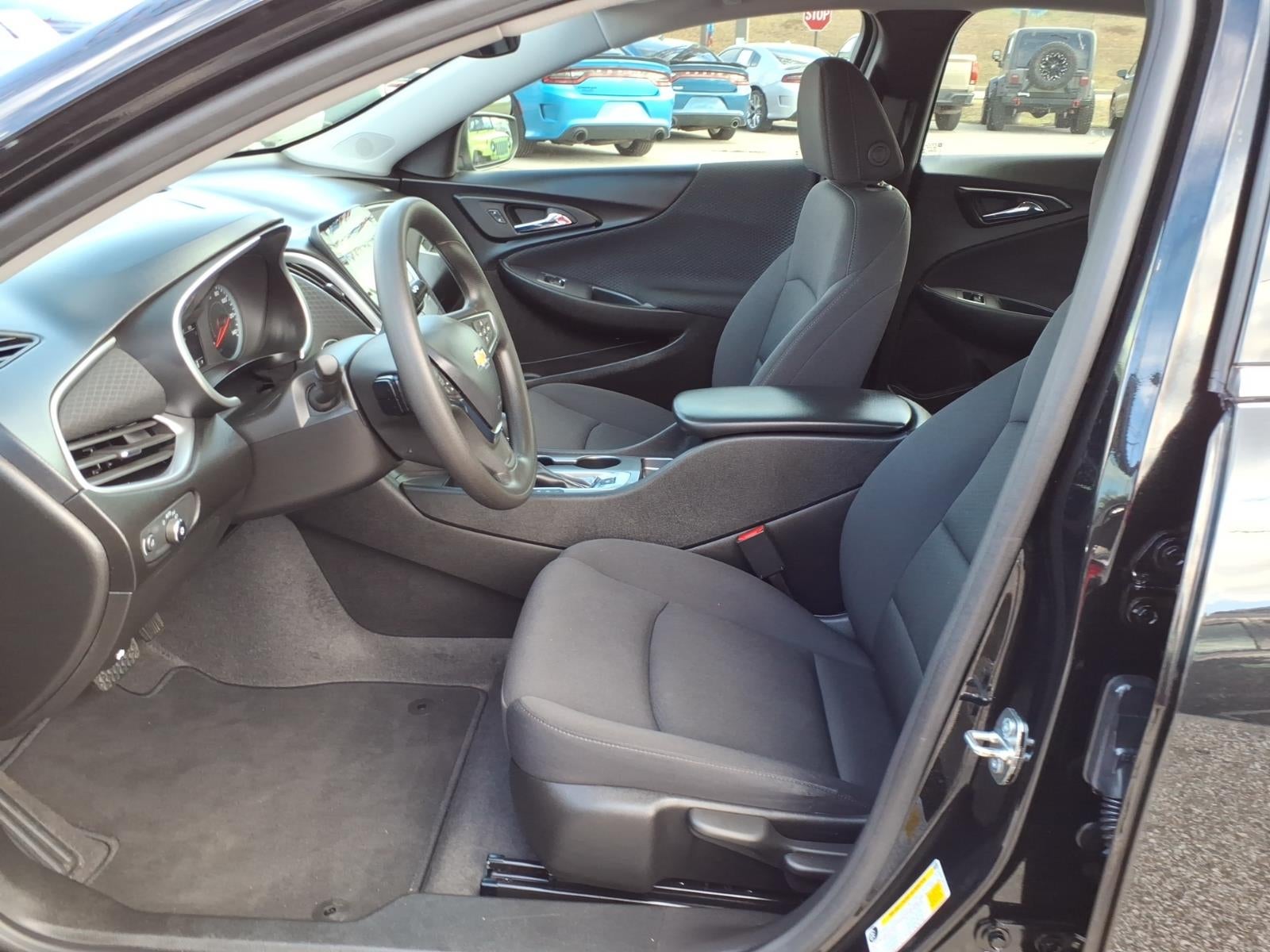 2023 Chevrolet Malibu LS