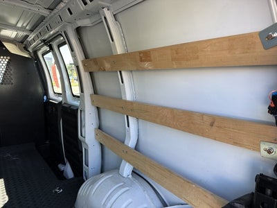 2025 Chevrolet Express Cargo Van Base