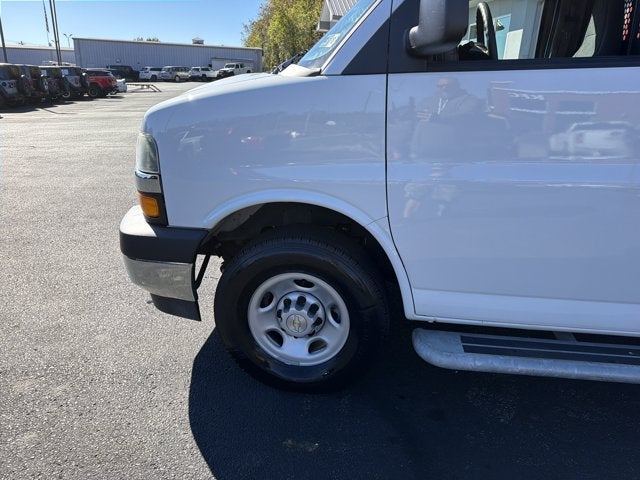 2025 Chevrolet Express Cargo Van Base