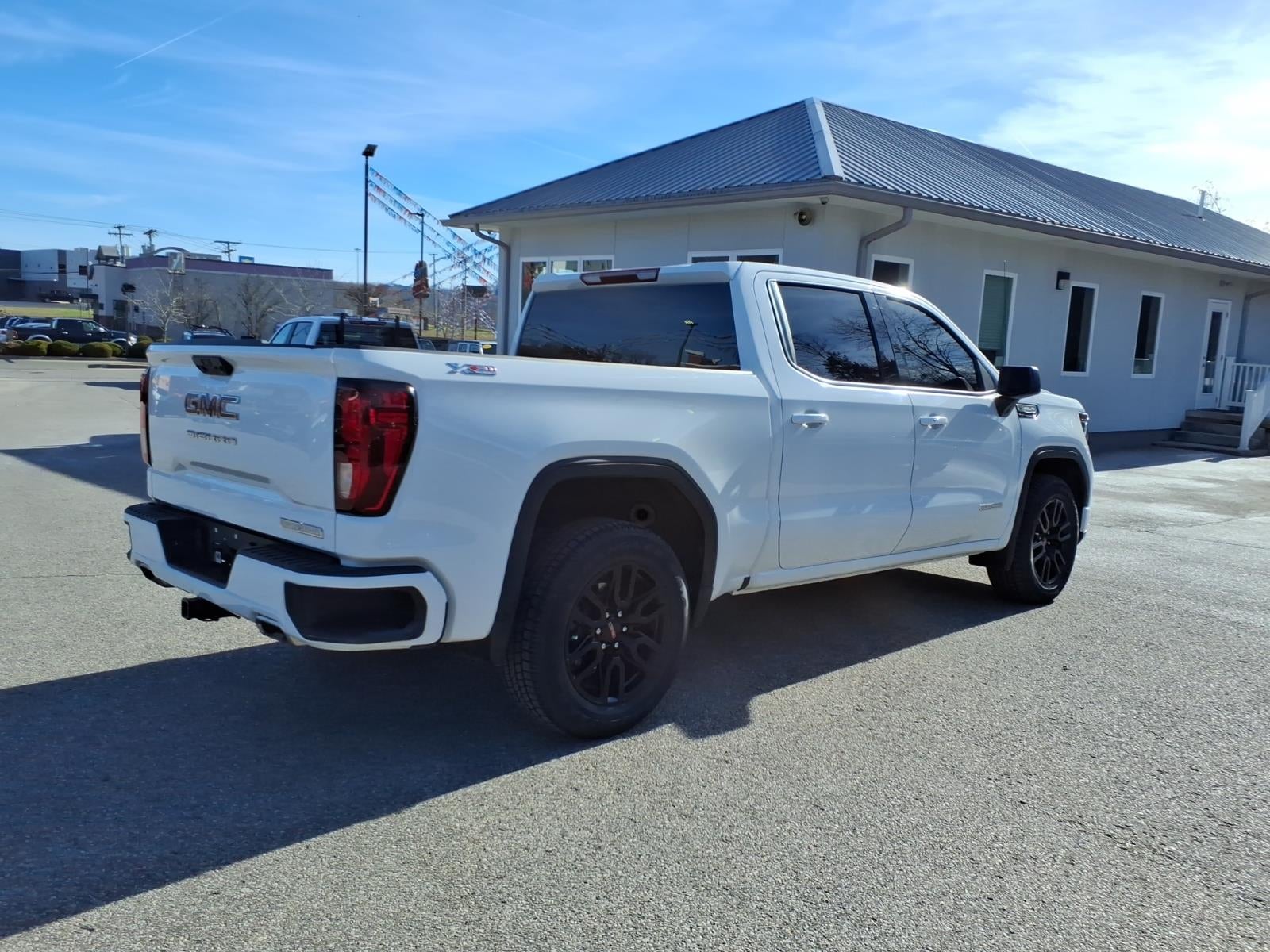 2024 GMC Sierra 1500 Elevation