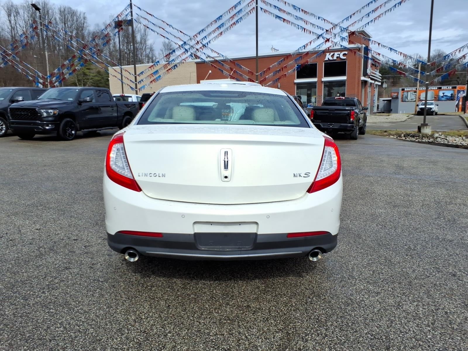 2013 Lincoln MKS Base