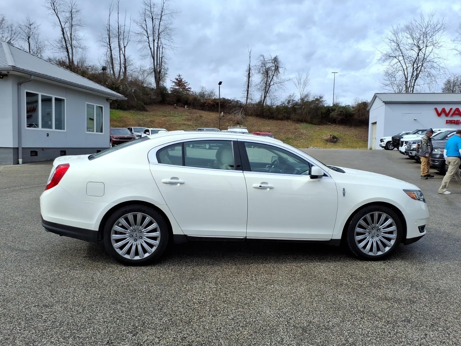 2013 Lincoln MKS Base