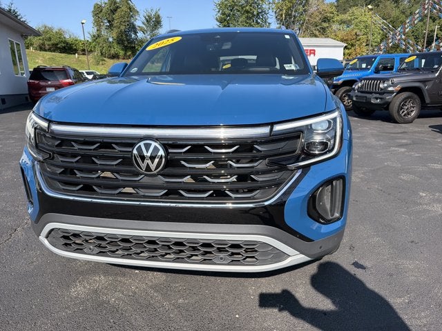 2025 Volkswagen Atlas Cross Sport 2.0T SEL
