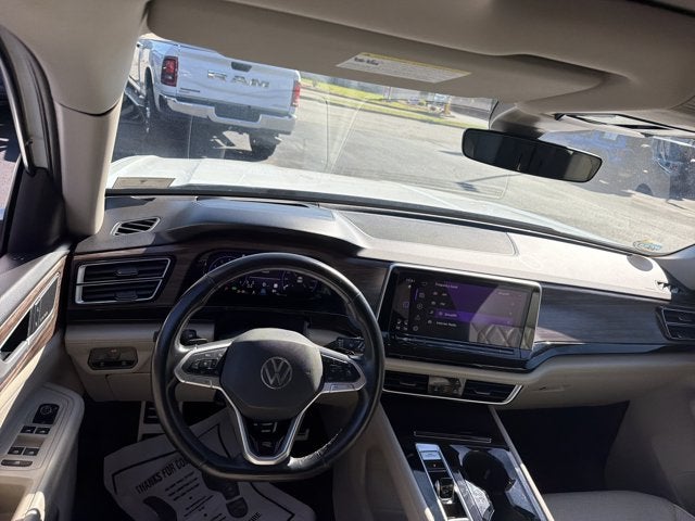2024 Volkswagen Atlas 2.0T SEL Premium R-Line