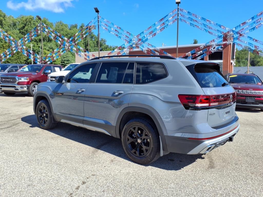 2024 Volkswagen Atlas Peak Edition SEL 4Motion