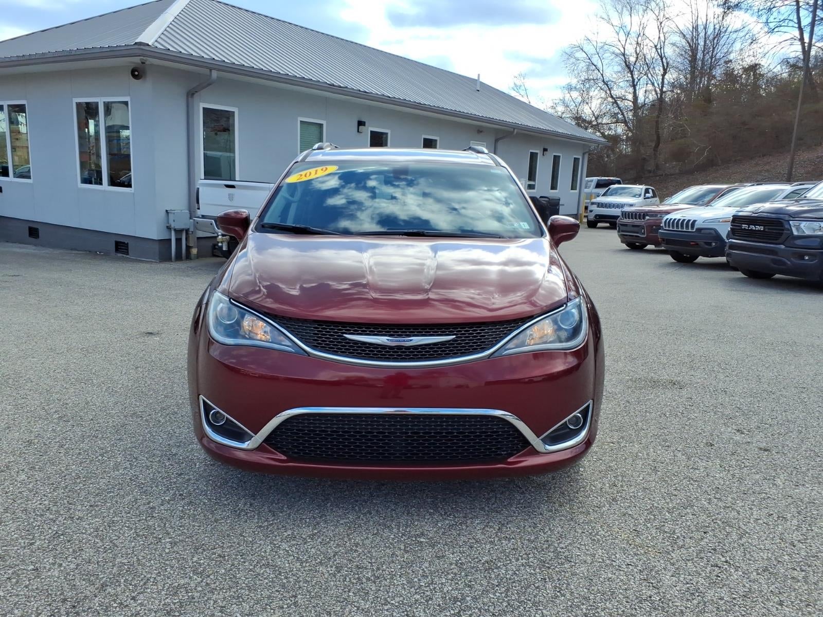 2019 Chrysler Pacifica Touring L